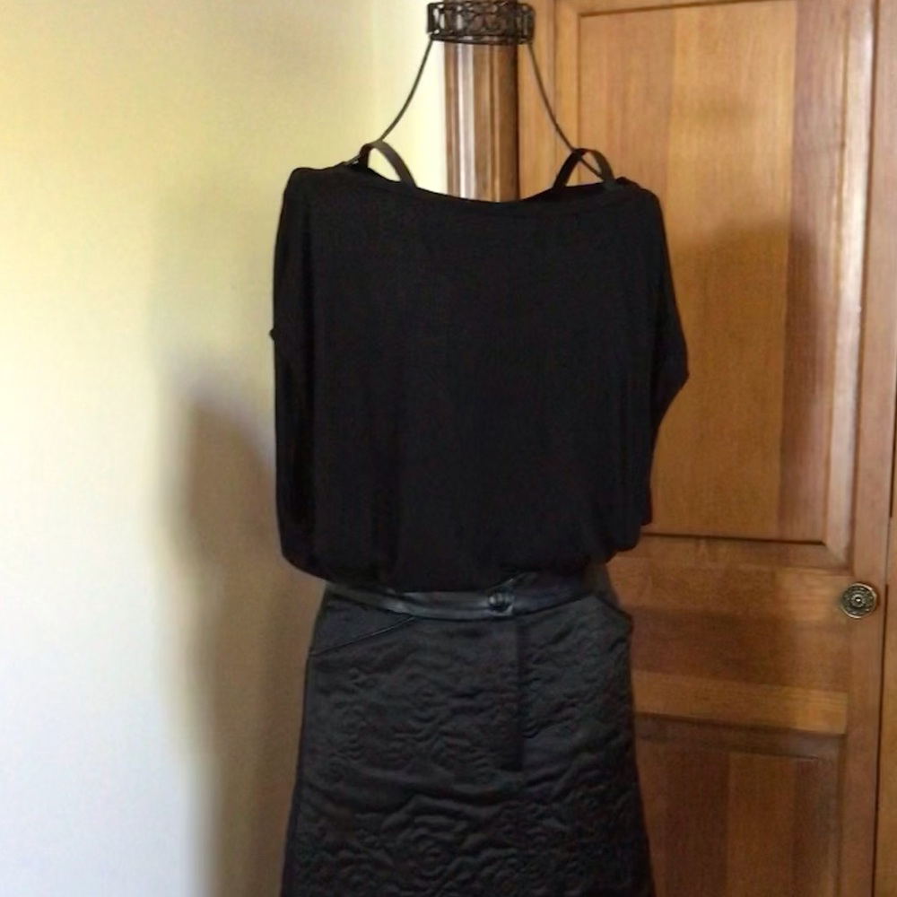 Vince Black Shell/T-Shirt, size Small